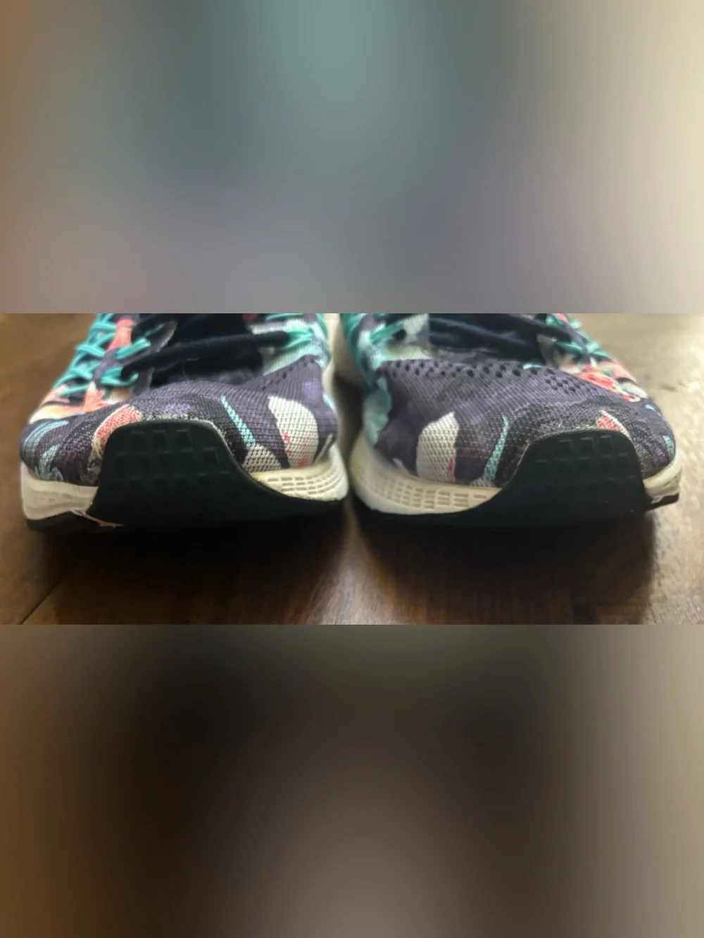 Nike Zoom Pegasus 32 “photosynthesis”men’s run athletic shoes Sz 10.5 or 10 1/2